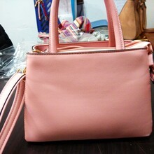 上海亦春箱包廠 專業(yè)箱包加工服務與行業(yè)優(yōu)勢解析