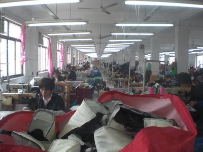 上海新效箱包 專(zhuān)業(yè)箱包加工與卓越賓館服務(wù)的完美結(jié)合